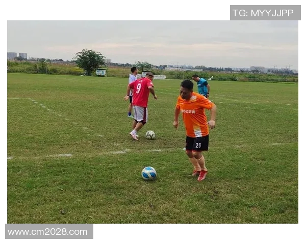 如何通过努力训练和正确心态成为足球明星的秘诀与路径解析